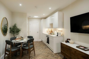 Cosy Clifton image 10