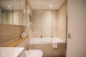 South Kensington Heights image 10