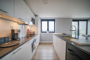 South Kensington Heights image 5