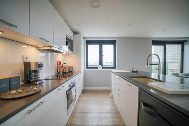 South Kensington Heights additional image