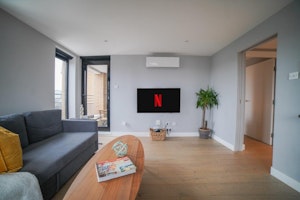 South Kensington Heights image 2