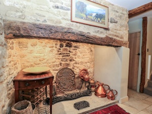 Stone & Leather image 10