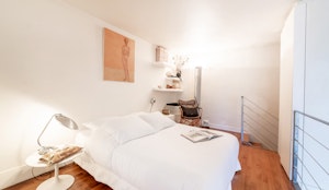 Modernist Muse image 12