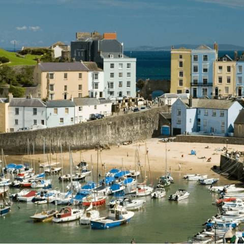 Take advantage of the central location and explore Tenby's array of pubs, restaurants and shops