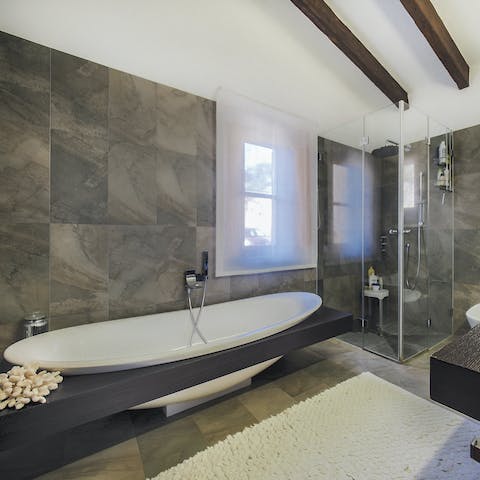 Soak in the bathtub after a hiking or cycling excursion in the mountains