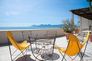 Blue Sky Horizon image 10