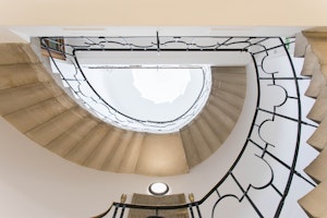 Cafeteria Luxe image 4