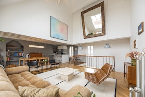 Sake & Rosé image 4