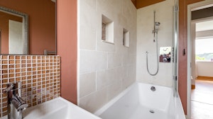 Top Totnes image 3