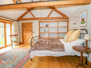 Dorset Hideaway image 6