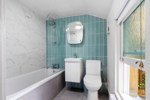 Hoxton Hideaway image 9