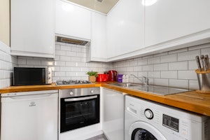 Hoxton Hideaway image 6