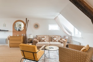 Hessian Hideaway image 11