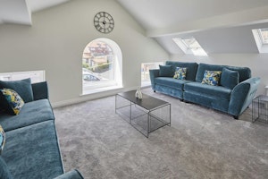 Whitby Seaside Retreat image 6