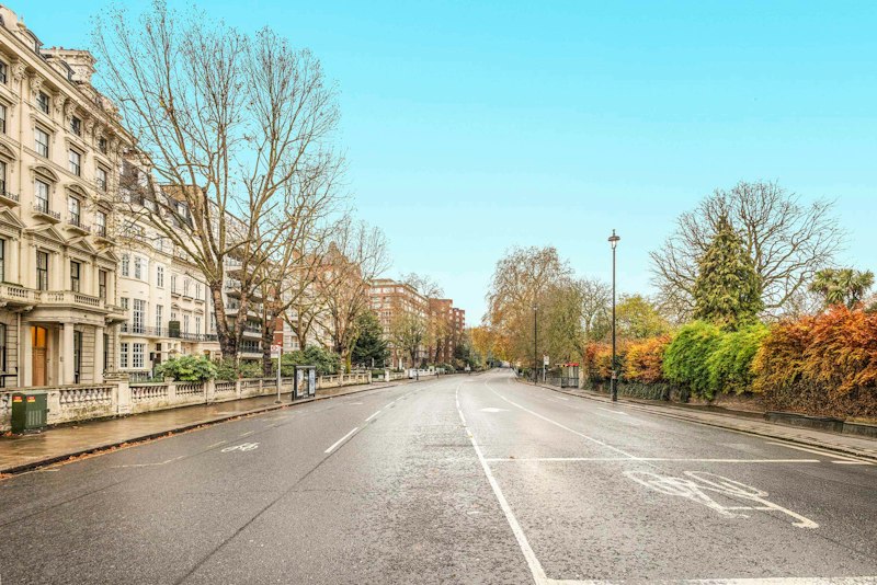 Hyde Park Mornings additional image