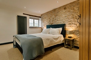 Stone & Silence image 12