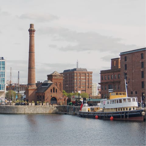 Wander down to Albert Dock in fifteen minutes for an afternoon of art galleries and cafes