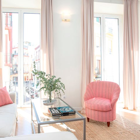 Open up the balcony doors and let the sunlight floor your elegant living room