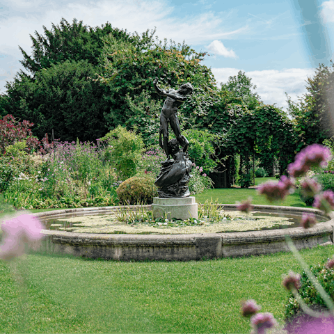 Spend warm afternoons relaxing in Regent's Park