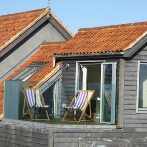 Sit out on the balcony for panoramic views of the ocean