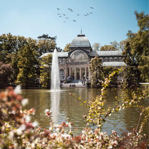 Admire El Retiro Park – twenty-three minutes away on public transport