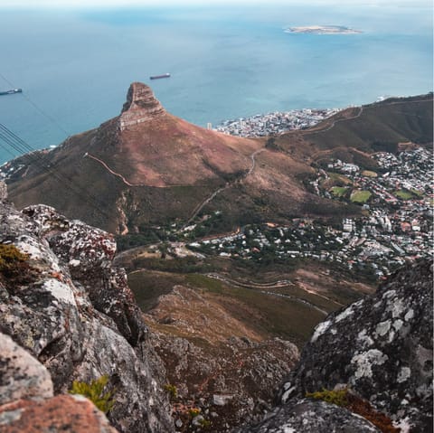 Reach the entrance to Table Mountain National Park in just one minute on foot
