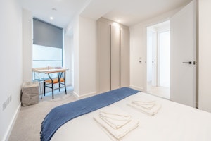 Aldgate Ace image 10