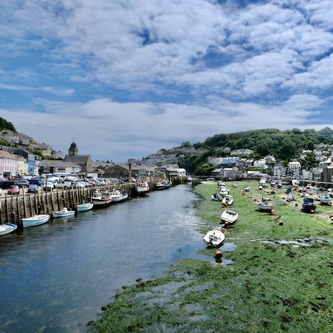 Wander down to Looe's picturesque fishing harbour, mere minutes from your home
