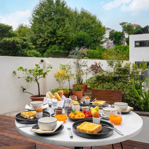Enjoy breakfast in the garden, delivered to your door every day