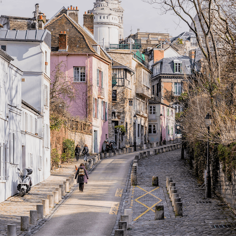 Mosey around the charming Montmartre neighbourhood