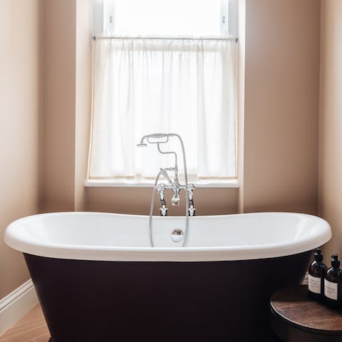 Treat yourself to a pampering session in the rolltop bath