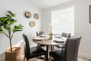 Sunshine & Penryn image 9