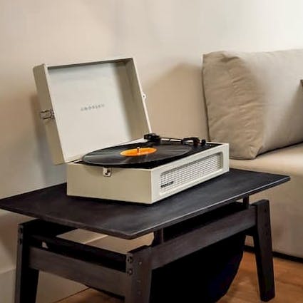 Play a few tracks on the home's record player