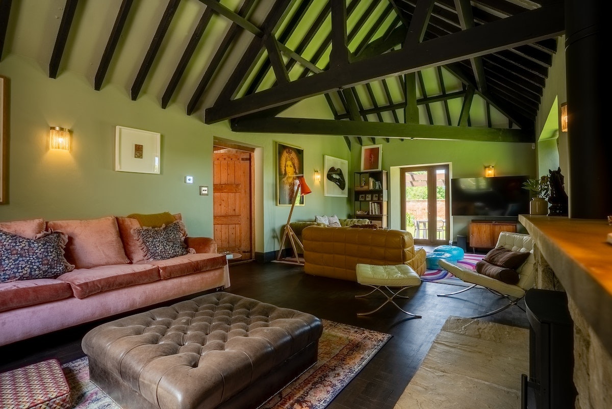 Verdant Stone & Velvet, South West England