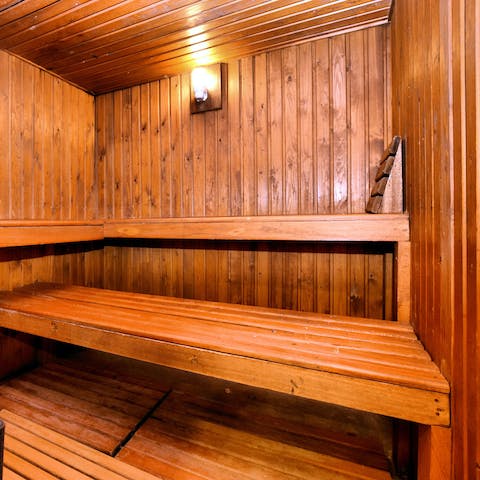 Pamper yourself every morning in your private sauna