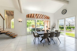 Roman Vista image 15