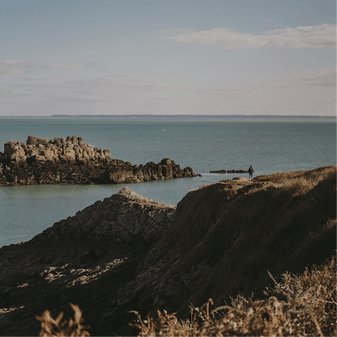 Visit Cancale – famous for its oysters – 22 kilometres away