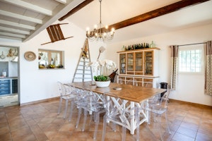 Truffle Oak Afternoon image 13