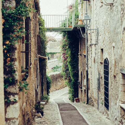 Walk into the small town of Vorno for coffee or gelato