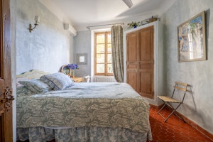 Provençal Panorama image 7