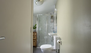 Changing Laines image 11