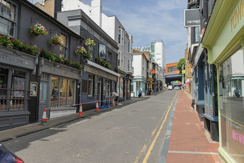 Changing Laines additional image