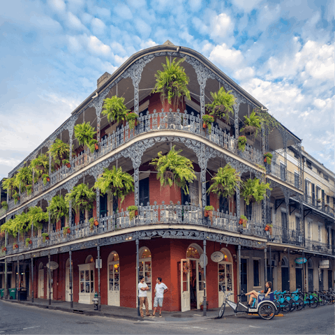 Visit delicious eateries in the French Quarter, just a 10–minute drive away