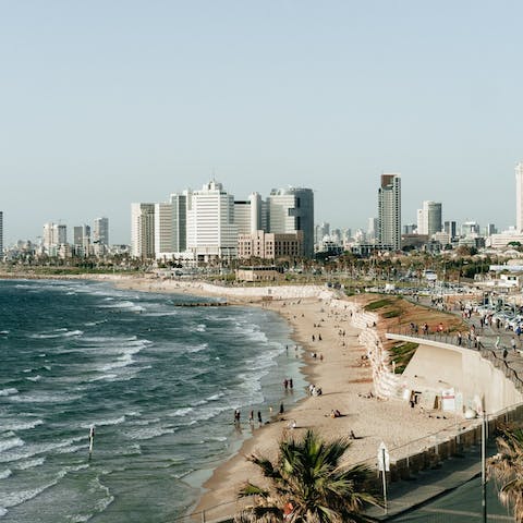 Stay in the very centre of Tel Aviv with the beach, shops and restaurants on your doorstep