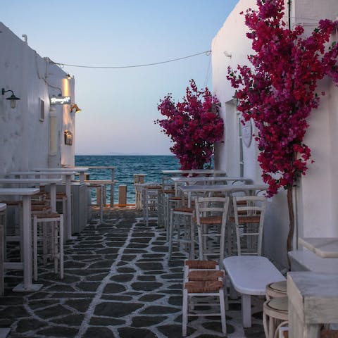Explore the beautiful island of Paros from your home, just a five-minute drive from the picturesque port of Naoussa
