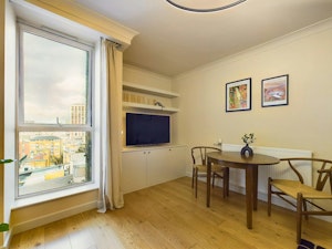 The Shaftesbury Dream image 4