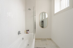 The Soho Sophisticate image 3