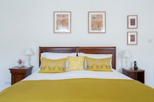 Calm & Cosy image 11