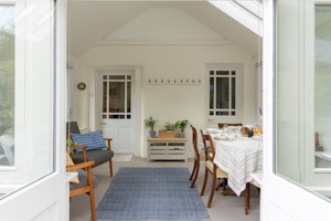 Calm & Cosy image 4