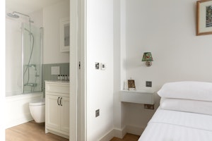 The Portobello Rose image 14